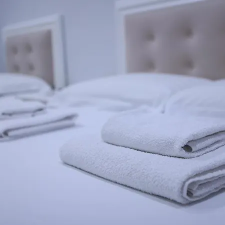 Hotel Zisi & Restaurant