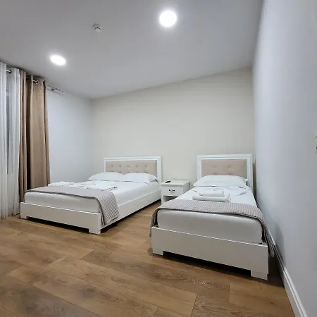 Zisi & Restaurant Hotel Erseke